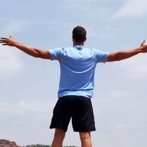 Meet your Posher, Elias